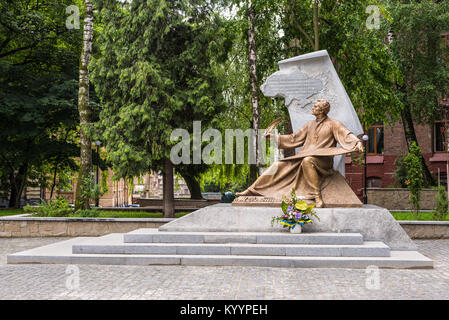 Lviv, Ukraine - Mai 31, 2016 : Monument à Mykhailo Verbytsky à Lviv. Verbytsky était un prêtre catholique grecque ukrainienne et compositeur. Banque D'Images