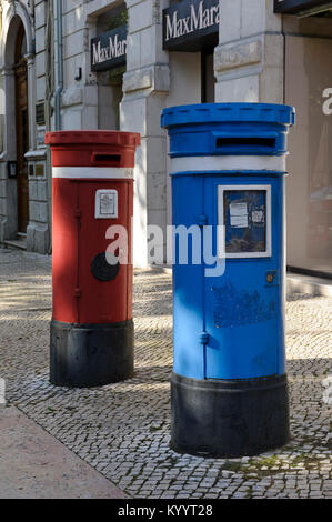 Les boîtes aux lettres, à Lisbonne, Portugal Banque D'Images