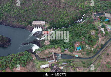Victoria Falls Power Station, près de Victoria Falls Bridge, Mosi-Oa-Tunya, Zimbabwe. Banque D'Images