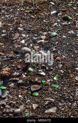La texture de verre brisé sur le sol Banque D'Images