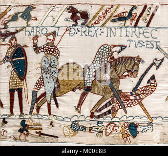 Tapisserie de Bayeux, une partie de la Tapisserie de Bayeux, Harold's la mort. Légende au-dessus : Harold rex interfectus est, 'Le Roi Harold est tué' Banque D'Images