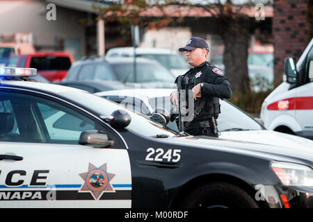 Napa, CA, USA. 17 Jan, 2018. La loi a répondu à un tournage au Starbucks au Jefferson Street et Avenue Lincoln le mercredi matin. Credit : Napa Valley Inscription/ZUMA/Alamy Fil Live News Banque D'Images