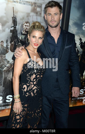 NEW YORK, NY - 16 janvier : Elsa Pataky, Chris Hemsworth assister à la '12 Strong' Première Mondiale au Jazz at Lincoln Center le 16 janvier 2018 à New York. People : Elsa Pataky, Chris Hemsworth Banque D'Images