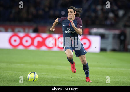 Paris. 17 Jan, 2018. Edinson Cavani de Paris Saint-Germain en compétition lors du match de Ligue 1 saison 2017-2018 21ème tour à Paris, France le 17 janvier 2018. Paris Saint-Germain a gagné 8-0. Crédit : Jack Chan/Xinhua/Alamy Live News Banque D'Images