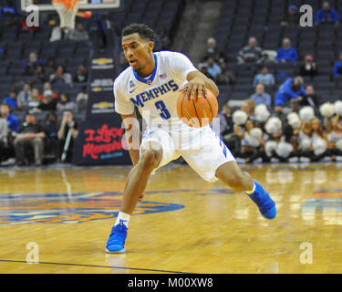 16 janvier, 2018 ; Memphis, TN, USA ; Memphis Tigers guard, Jérémie MARTIN(3), dans l'action au FedEx forum. Les Memphis Tigers défait les Huskies de UConn, 73-49, à la FedEx Forum. Kevin Langley/CSM Banque D'Images