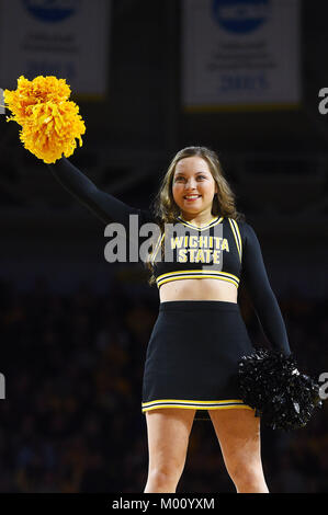 Wichita, Kansas, États-Unis. 17 Jan, 2018. Un Wichita State Shockers cheerleader effectue dans un timeout lors de la NCAA de basket-ball entre la SMU Mustangs et le Wichita State Shockers à Charles Koch Arena de Wichita, Kansas. Kendall Shaw/CSM/Alamy Live News Banque D'Images