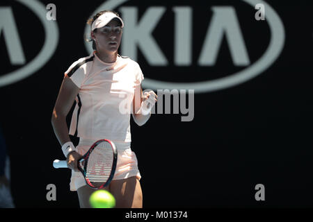 Melbourne, Australie. 18 janvier, 2018. La joueuse de tennis française Caroline Garcia est en action au cours de son 2ème tour à l'Open d'Australie contre le joueur de tennis tchèque Marketa Vondrousova le Jan 18, 2018 à Melbourne, Australie - Crédit : Yan Lerval/Alamy Live News Banque D'Images