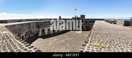 Panorama 180 degrés de la forteresse de Brimstone à St Kitts et Nevis Banque D'Images