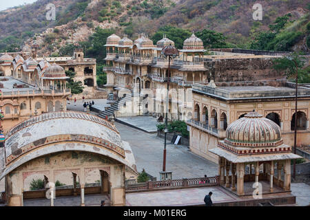 L'ancien Temple de singe Galtaji, Jaipur, Inde Banque D'Images