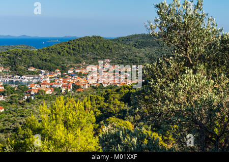 L'été sur Island Iz, Croatie Banque D'Images