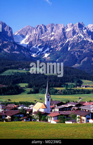 Ellmau et le Kaiser Wilhelm montagnes, Tyrol, Autriche Banque D'Images