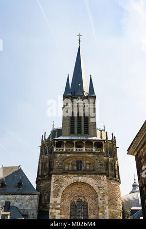 Voyage vers l'Allemagne - vue de la tour ouest de la Cathédrale ( Aachener Dom) Banque D'Images