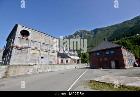 L'aciérie ODDA en Norvège (Smito i Odda) - usine industrielle abandonnée Banque D'Images