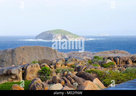 Îles au large vert Torndirrup National Park, Australie de l'ouest d'Albany Banque D'Images