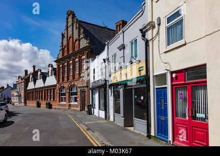 Magasins attrayants et Royal Mail office, à Stanhope Rd, traiter dans le Kent, UK Banque D'Images