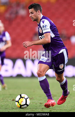 Brisbane, Queensland, Australie. 18 janvier, 2018. Joel Chianese de la gloire (# 7) en action pendant le tour de dix-sept Hyundai A-League match entre le Brisbane Roar et le Perth Glory au stade Suncorp le 18 janvier 2018 à Brisbane, Australie. Credit : Albert Perez/ZUMA/Alamy Fil Live News Banque D'Images