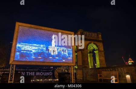 Edinburgh, Ecosse, Royaume-Uni. 18 janvier, 2018. La nouvelle de Val McDermid du Nouvel An 'Résurrection' dans 12 endroits différents sur un sentier de promenade en soirée autour du centre-ville d'Édimbourg Édimbourg Fête du patrimoine littéraire. Commandé et présenté par l'Edinburgh Hogmanay et Edinburgh International Book Festival, en collaboration avec Édimbourg ville UNESCO de littérature de confiance. Produit par Achille. En Double les projections prendre Productions. Le siège de la Bank of Scotland, Lloyds Banking Group, sur la Butte Banque D'Images