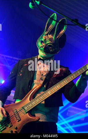 Southampton, Hampshire, Royaume-Uni. 18 janvier, 2018. Les chambres du moteur américain harcore - groupe de metal gothique immobile en blanc aka MIW en salles des machines, de Southampton, UK 18 janvier 2018 Fletcher-Park Crédit : Dawn/Alamy Live News Banque D'Images