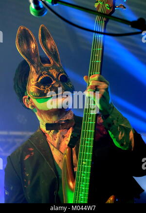 Southampton, Hampshire, Royaume-Uni. 18 janvier, 2018. Les chambres du moteur américain harcore - groupe de metal gothique immobile en blanc aka MIW en salles des machines, de Southampton, UK 18 janvier 2018 Fletcher-Park Crédit : Dawn/Alamy Live News Banque D'Images