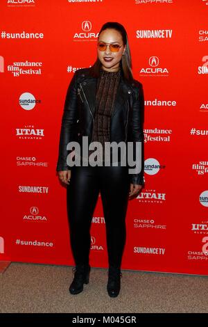 Park City, Utah, USA. 18 janvier, 2018. Jasmine Céphas devant le hall des arrivées pour BLINDSPOTTING en première mondiale au Festival du Film de Sundance 2018, Théâtre Eccles, Park City, UT 18 Janvier, 2018. Credit : JA/Everett Collection/Alamy Live News Banque D'Images