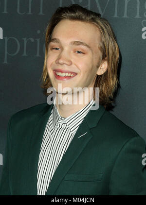 Los Angeles premiere du "tout l'argent du monde" tenue au Théâtre Samuel Goldwyn l'Académie comprend : Charlie Plummer Où : Los Angeles, California, United States Quand : 18 Déc 2017 Crédit : Adriana Barraza M./WENN.com Banque D'Images
