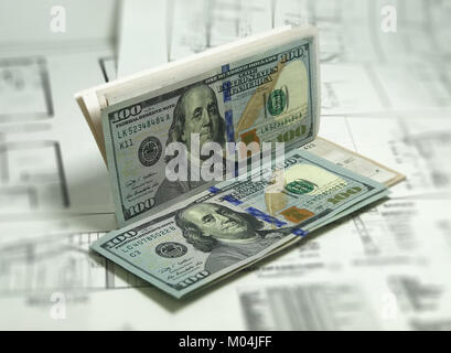 Billets de banque 100 Dollar Bills vérifier sur plans. Photo Image Banque D'Images