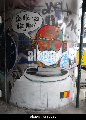 Bxgraf46 est une œuvre d'art visuel, peut-être une impression ou un design numérique, qui comporte des éléments abstraits ou graphiques. Reconnue pour son style innovant, elle fait partie d’une collection plus vaste qui met en valeur un graphisme contemporain La pièce offre une interprétation moderne de la forme, de la texture et de la couleur, servant de reflet des tendances actuelles en matière de design graphique. Banque D'Images