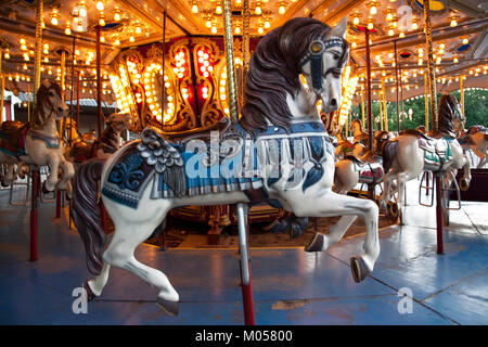 Cheval de carrousel Banque D'Images