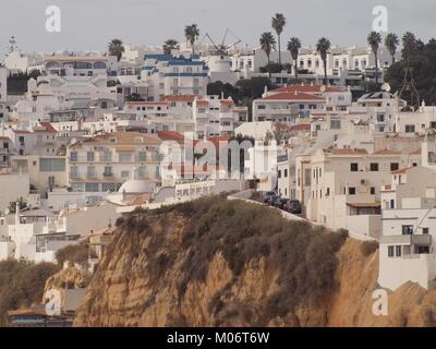 Ville d'Albufeira, dans la région de l'Algarve au Portugal Banque D'Images