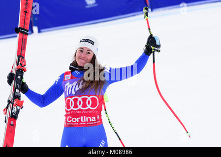 Cortina D'Ampezzo, Italie. 19 Jan, 2018. Sofia Goggia de l'Italie célèbre sa victoire à la Cortina d'Ampezzo de la Coupe du Monde à Cortina d'Ampezzo, Italie le 19 janvier 2018. Credit : Rok Rakun/Pacific Press/Alamy Live News Banque D'Images