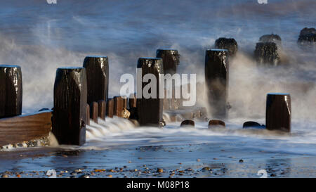 Vagues en slow motion - effet artistique Banque D'Images