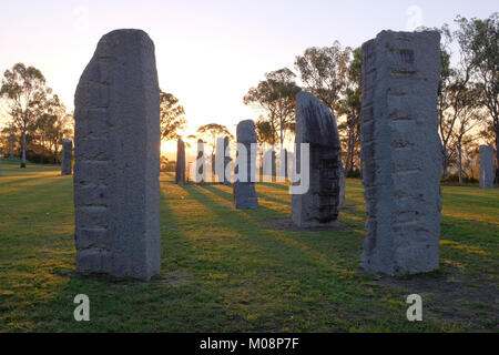 Le Comité permanent de l'Australie des pierres à Glen Innes en Nouvelle-Angleterre le nord de la Nouvelle-Galles du Sud, Australie Banque D'Images