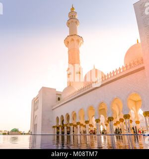 La Grande Mosquée Sheikh Zayed Banque D'Images