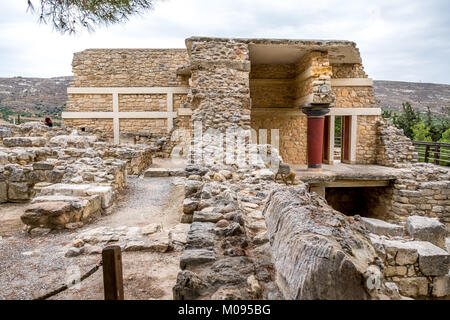 Parties du complexe du temple Minoen de Knossos, reconstruit le palais de Knossos, double étage, ville antique de Knossos, Héraklion, Knossos, Crète, Grèce, E Banque D'Images