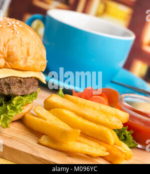 Chips Burger Sens Café Restauration rapide et Sandwich Banque D'Images