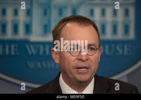 Washington, USA. 19 Jan, 2018. Marc court, le directeur législatif WH tenir un point de presse pour discuter de la possible fermeture du gouvernement à la Maison Blanche. Credit : Patsy Lynch/Alamy Live News Banque D'Images