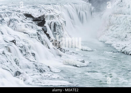 Chutes d'eau de Gullfoss. L'Islande. Mi-novembre, par Dominique Braud/Dembinsky Assoc Photo Banque D'Images