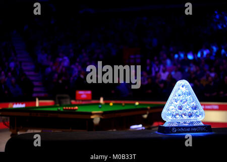 Vue générale de la salle et le trophée pendant sept jours du Masters 2018 Dafabet à Alexandra Palace, Londres. ASSOCIATION DE PRESSE Photo. Photo date : Samedi 20 Janvier, 2018. Voir histoire de PA Masters de snooker. Crédit photo doit se lire : Steven Paston/PA Wire Banque D'Images