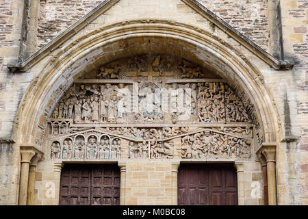 Conques est qualifié de Grand Site de France. Au coeur de la Vallée du Lot, et est l'étape sur la route du pèlerinage de Saint-Jacques. d Banque D'Images