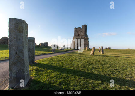 Ville d'Aberystwyth, Pays de Galles. Vue pittoresque de la liste de Grade 1, 13e siècle, ruiné des vestiges de Château d'Aberystwyth. Banque D'Images