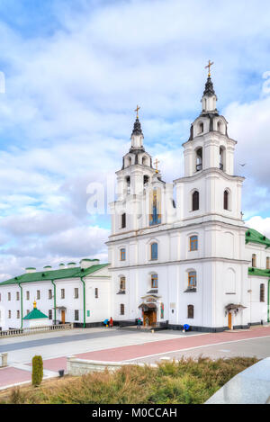 MINSK, Biélorussie - Mars 11,2017 : Cathédrale de la descente de l'Esprit Saint le temple principal de l'exarchat de l'Eglise orthodoxe russe Ch Banque D'Images