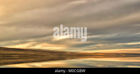 Nuages sur le lac Abert Banque D'Images