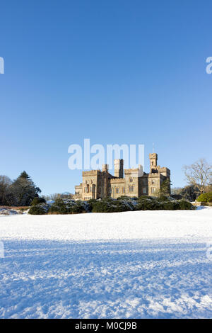 Scène d'hiver au Château de Lews, Stornoway, Isle Of Lewis, Western Isles, îles Hébrides, Ecosse, Royaume-Uni Banque D'Images