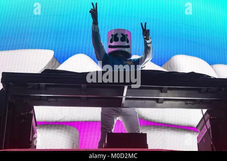 USA. 13 Jan, 2018. Marshmello effectue le 13 janvier 2018 à la Bill Graham Civic Auditorium à San Francisco, Californie. Crédit : l'accès Photo/Alamy Live News Banque D'Images