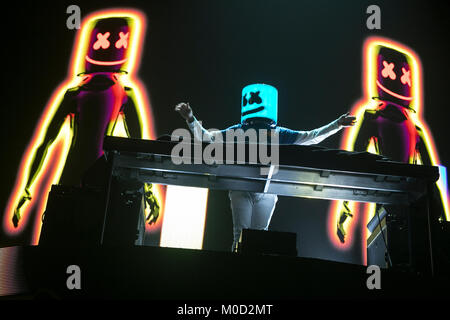 USA. 13 Jan, 2018. Marshmello effectue le 13 janvier 2018 à la Bill Graham Civic Auditorium à San Francisco, Californie. Crédit : l'accès Photo/Alamy Live News Banque D'Images