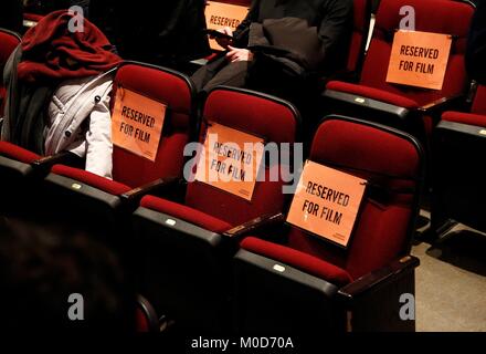 Park City, Utah, USA. 20 Jan, 2018. Atmosphère à la faune pour des arrivées en première mondiale au Festival du Film de Sundance 2018, Théâtre Eccles, Park City, UT 20 Janvier, 2018. Credit : JA/Everett Collection/Alamy Live News Banque D'Images