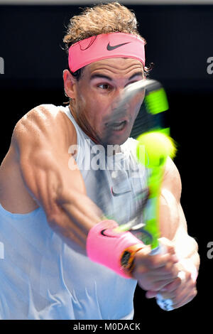 21 janvier 2018 : 1ère Rafael Nadal de semences de l'Espagne en action contre des semences 24 Diego Schwartzman de l'Argentine dans un match de 4ème tour jour 7 de l'Australian Open 2018 Tournoi de tennis du Grand Chelem à Melbourne, Australie. Bas Sydney/Cal Sport Media Credit : Cal Sport Media/Alamy Live News Banque D'Images