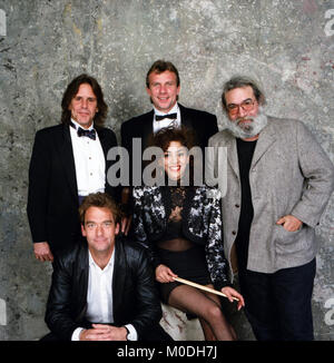 Huey Lewis, Sheila E, Joe Montana et Jerry Garcia à l'picutred 1988 Bay Area Music Awards Crédit : Pat Johnson/MediaPunch Banque D'Images