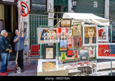 Buenos Aires Argentina,San Telmo Plaza Dorrego,art art salon,vente vendeur vendeurs, stall stands distributeur marchands marché marketla Banque D'Images