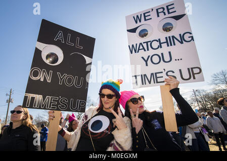 Atlanta, USA. 20 Jan, 2018. 20 janvier 2018 - Des milliers de personnes se sont rassemblées à Atlanta pour un rassemblement qui a été organisé par la Marche des femmes des organisateurs. Le rassemblement a eu lieu sur le premier anniversaire de la Marche des femmes 2017. La réunion a porté sur la motivation des participants à s'impliquer dans la politique électorale. Crédit : Steve Eberhardt/ZUMA/Alamy Fil Live News Crédit : ZUMA Press, Inc./Alamy Live News Banque D'Images